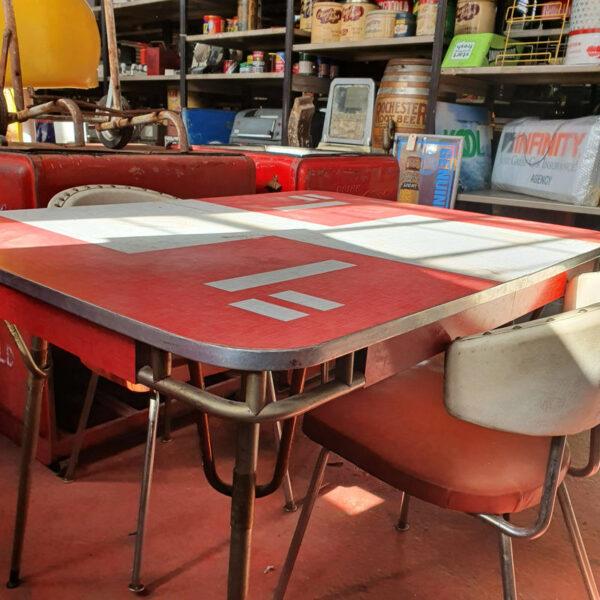 American Diner Table Red and White