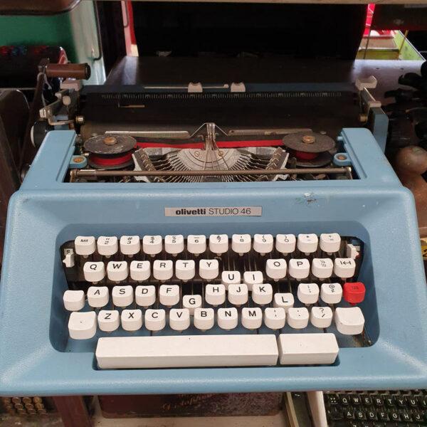 Olivetti Typewriter Studio 46 Model