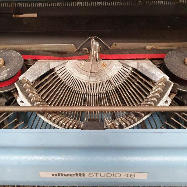 Olivetti Typewriter Studio 46 Model