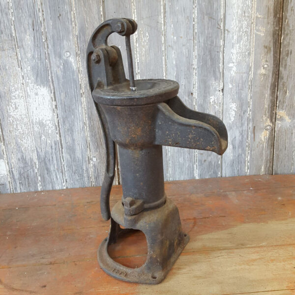 Water Hand Pump Cast Iron Black