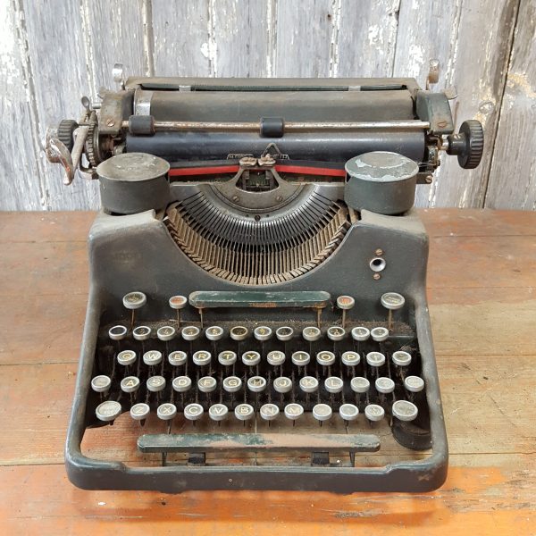 American Typewriter Bar-Lock