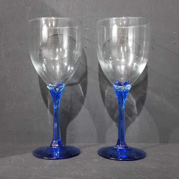 Two-Tone Wine Glasses
