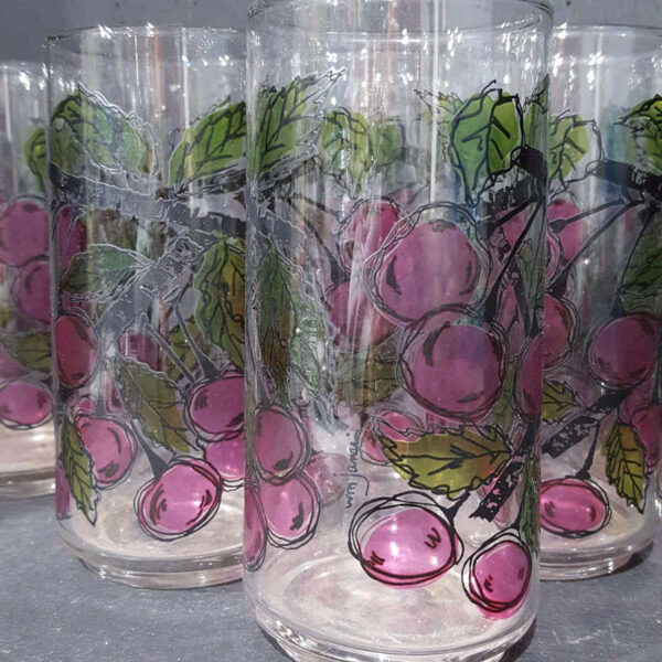 Set of Cherry Print Glasses