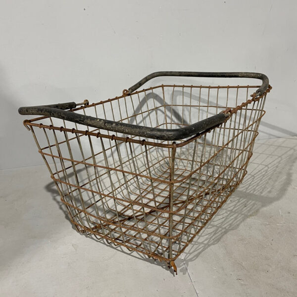 Vintage American Shopping Baskets