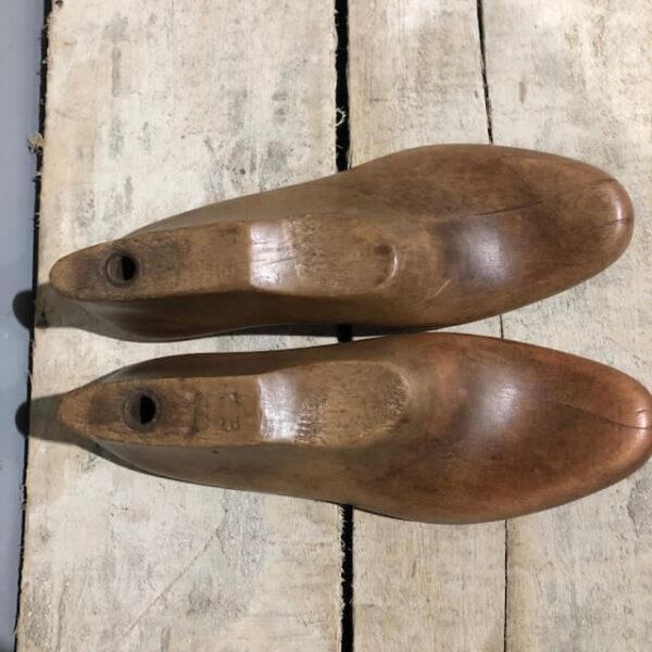 Vintage Wooden Shoe Lasts Size 7B