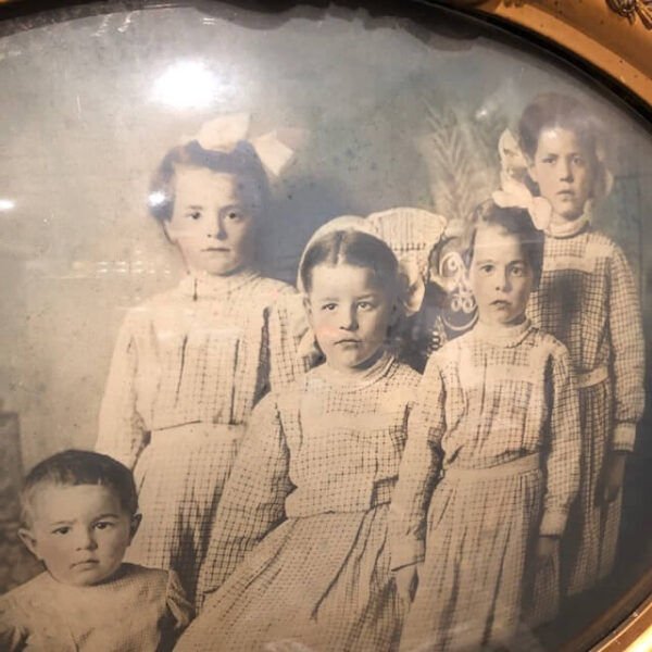 Antique Bubble Frame Family Portrait