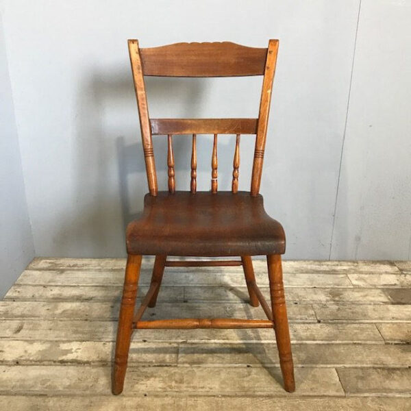 Set of Traditional Vintage Dining Chairs
