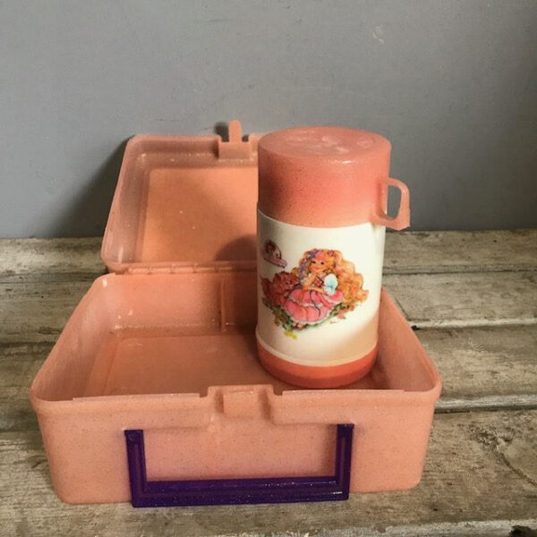 Vintage Lady Lovely Locks Lunch Box