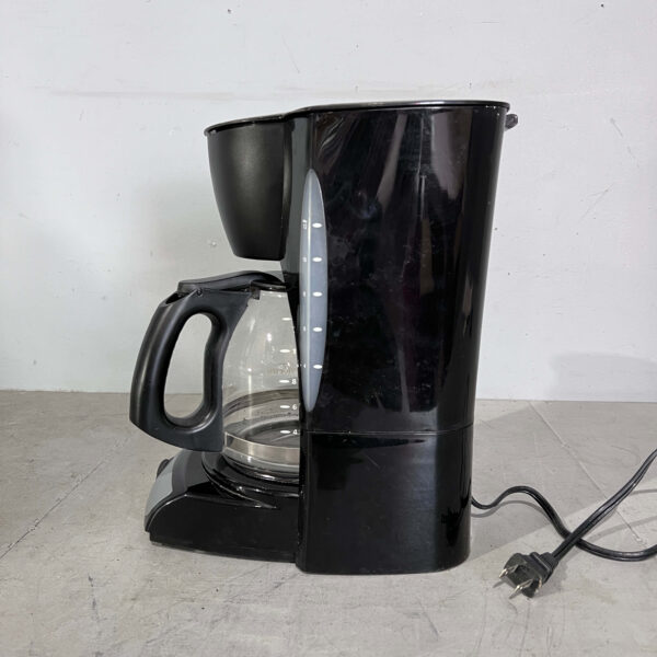 Black Coffee Percolator Machine
