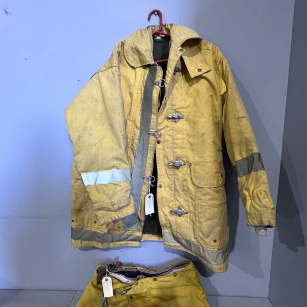 American Fire Fighter Suit