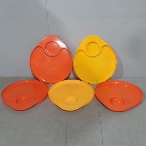 Plastic Party Plates