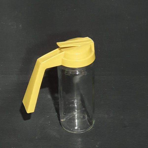 Yellow Syrup Pourer