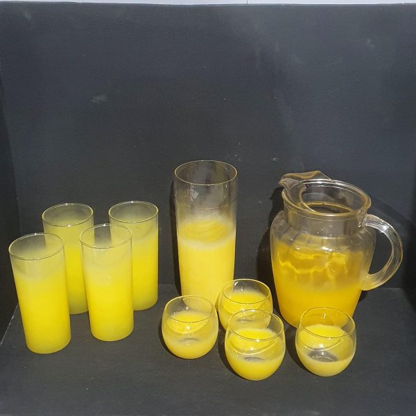 Yellow Blendo Glass Set