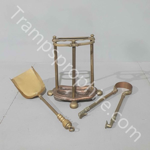 Brass Fire Side Companion Set