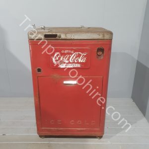 Red Coke Refrigerated Vending Machine