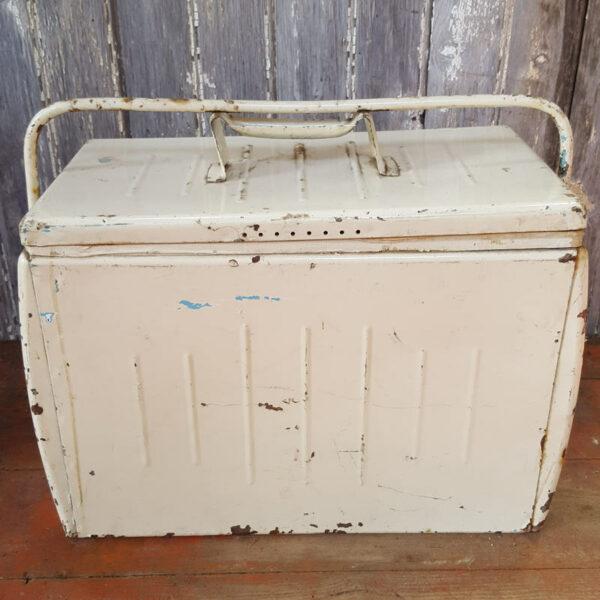 Vintage Drinks Cooler Box