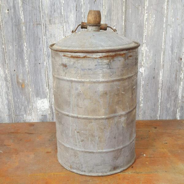 Vintage Metal Oil Can