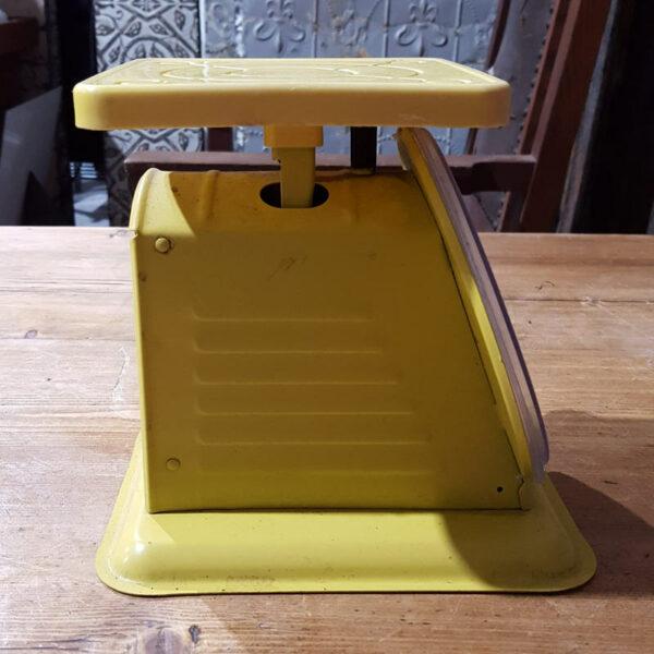 Yellow American Kitchen Scales