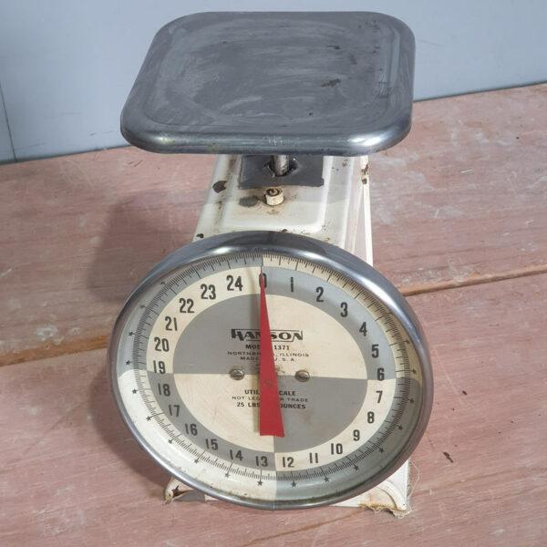 Vintage Metal Kitchen Scales