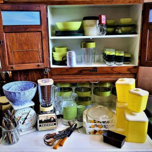 Kitchenalia and tableware
